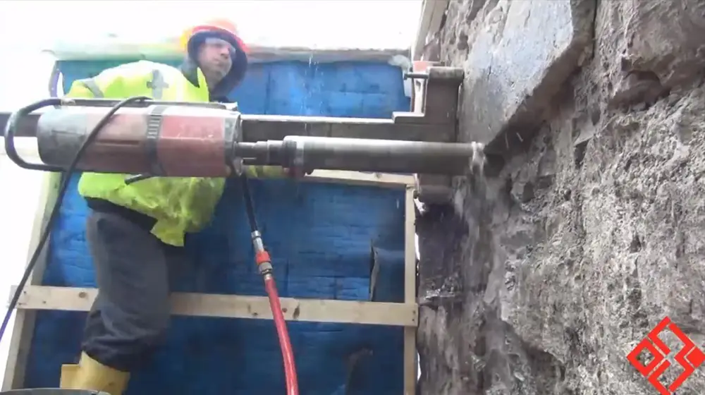 Core Drilling at Niagara Falls